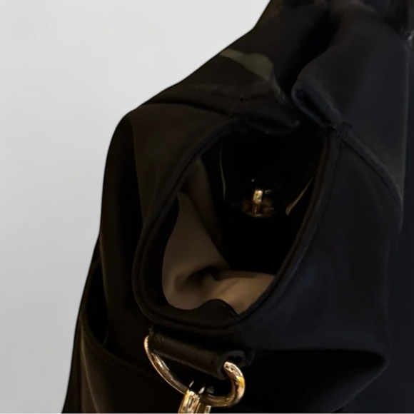 Kate Spade Chelsea Large Baby Tote Diaper Bag & Changing Pad Black, Tan Interior - Picture 5 of 16